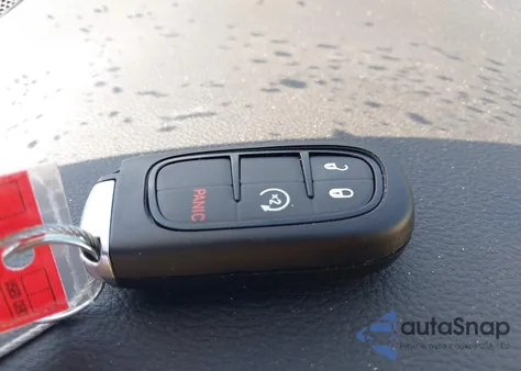 2019 Jeep Cherokee Latitude Plus 4X4 z USA, uszkodzony, nr VIN 1C4PJMLB3KD354767